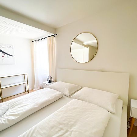 Contactless Self-Check-In - Stayhere Central City Suite 1 Štýrský Hradec Exteriér fotografie